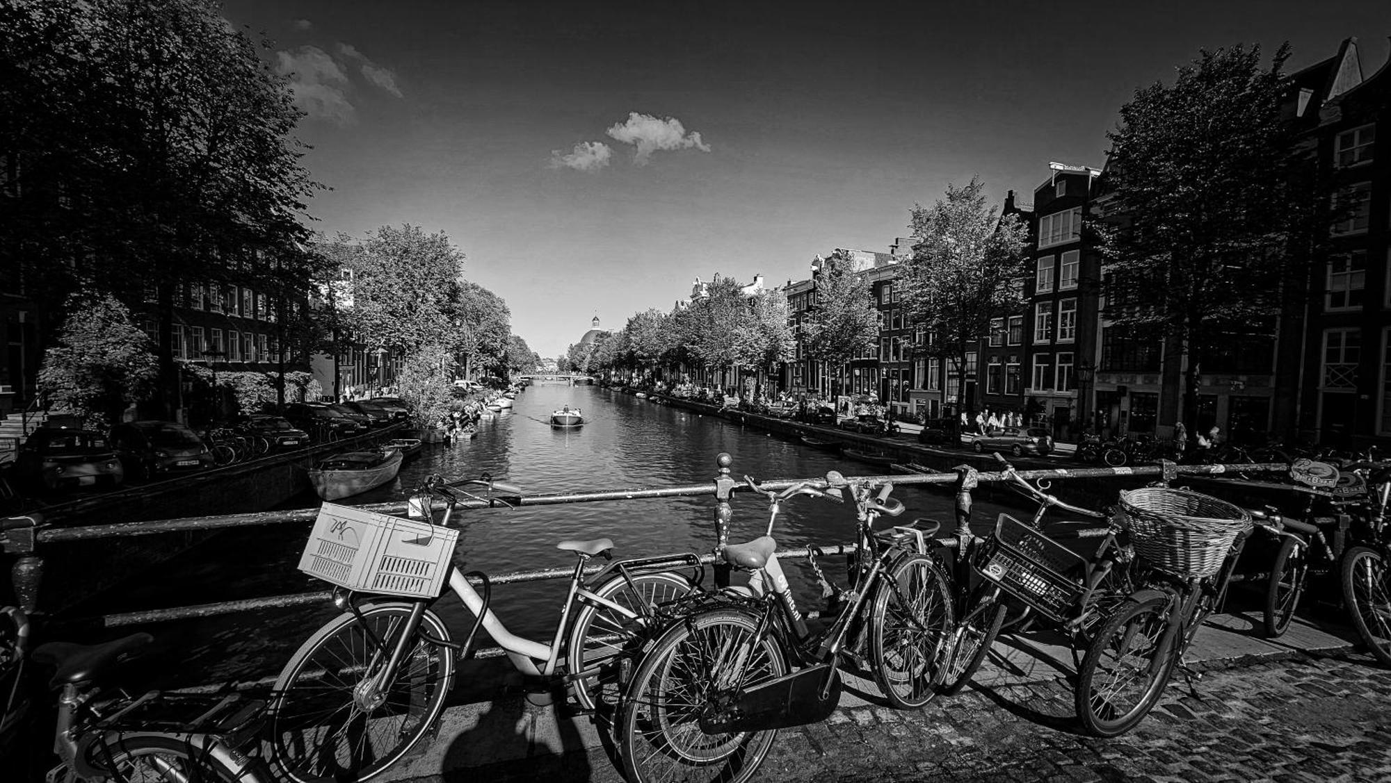 The Black Beauty Private Studio With Canal View From 1799 อัมสเตอร์ดัม ภายนอก รูปภาพ