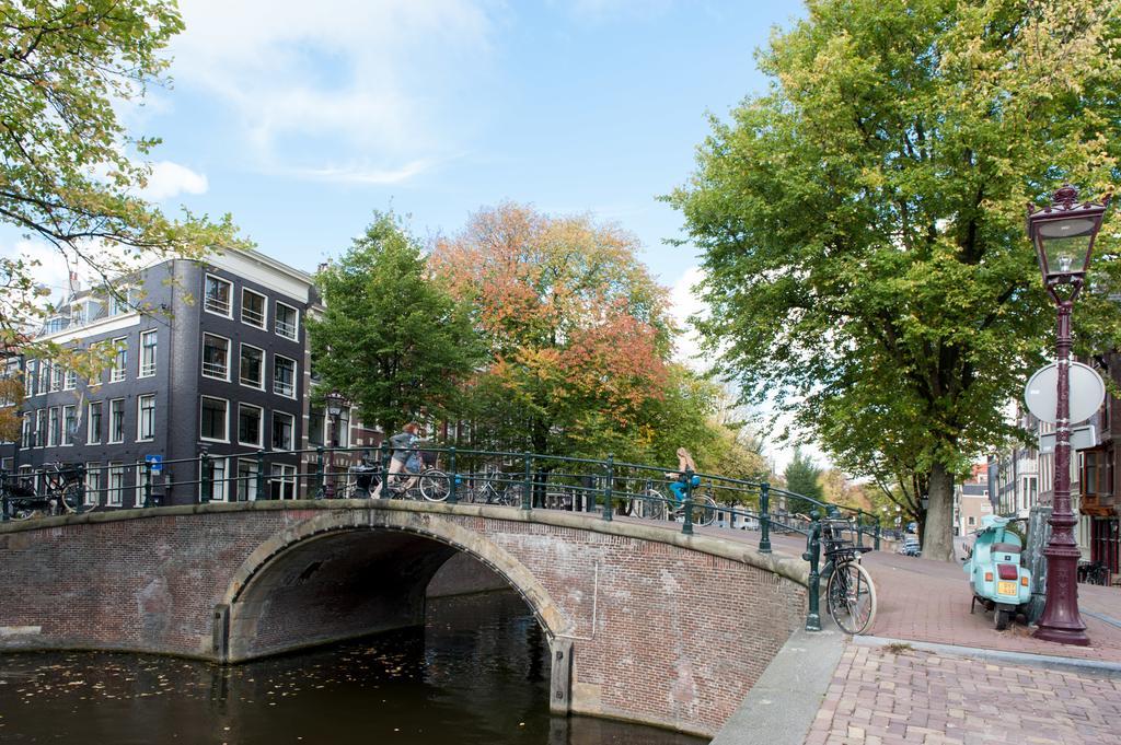The Black Beauty Private Studio With Canal View From 1799 อัมสเตอร์ดัม ภายนอก รูปภาพ