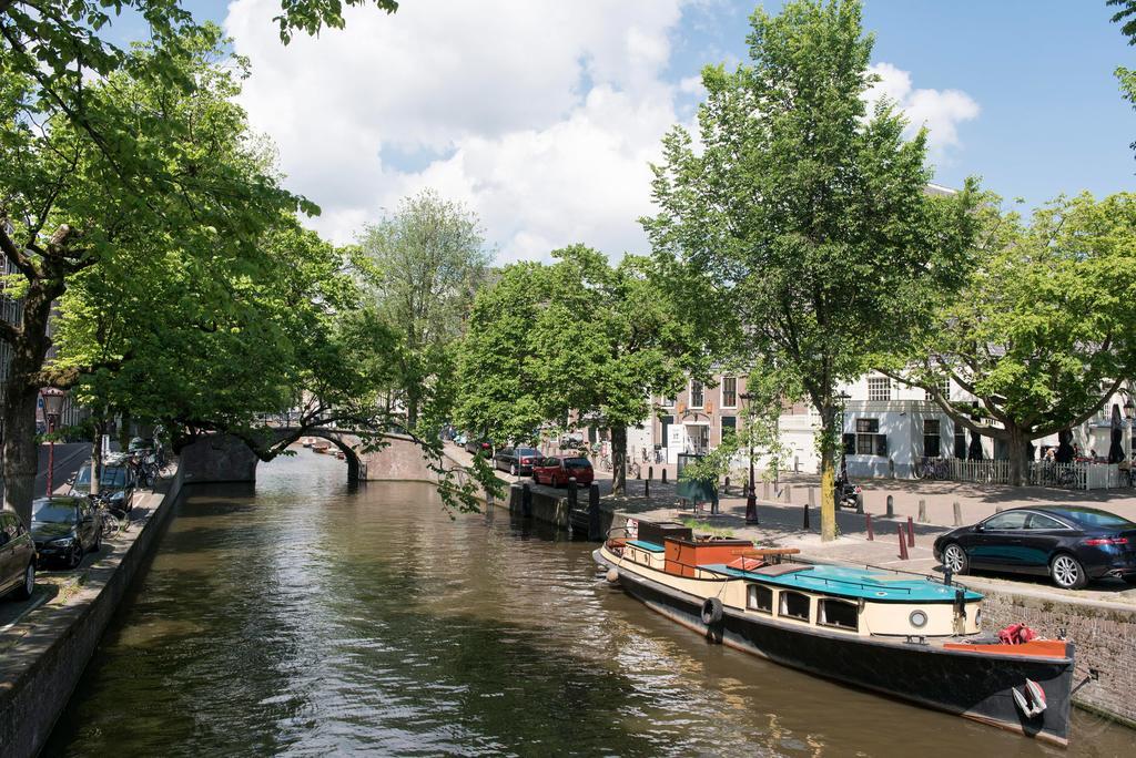 The Black Beauty Private Studio With Canal View From 1799 อัมสเตอร์ดัม ภายนอก รูปภาพ